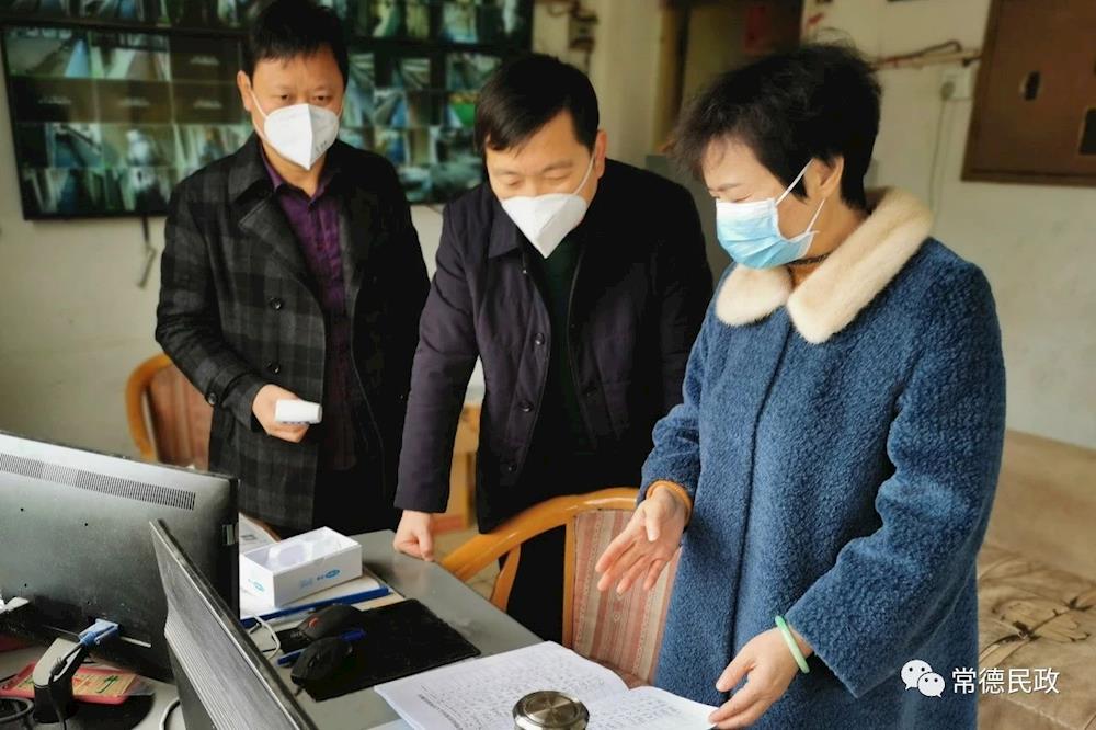 4a8dca354159459e9d63069afb95eeef.jpg 4a8dca354159459e9d63069afb95eeef.jpg