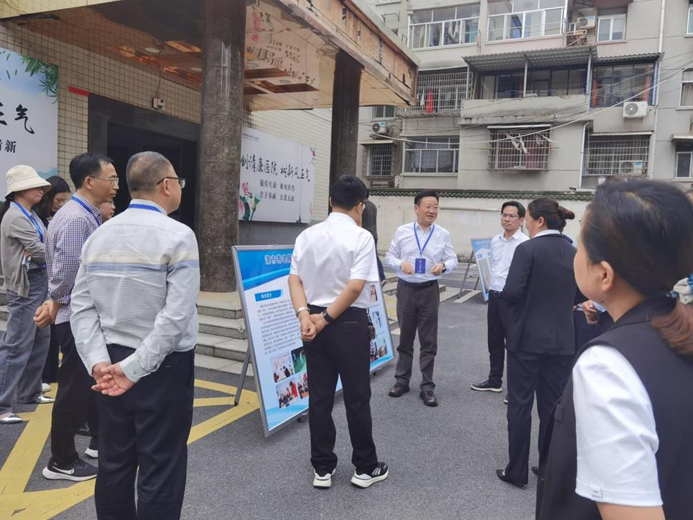 76acfa87eeeb4b88b73930bcb54eb8e8.jpg 76acfa87eeeb4b88b73930bcb54eb8e8.jpg